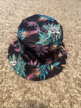 Volcom Tropical Print Bucket Hat - reverse hat black one side